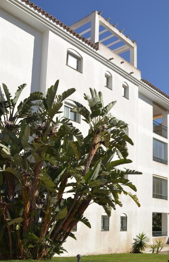 Luxury Garden Apartment - Walking Distance To The Sea Sitio de Calahonda 外观 照片