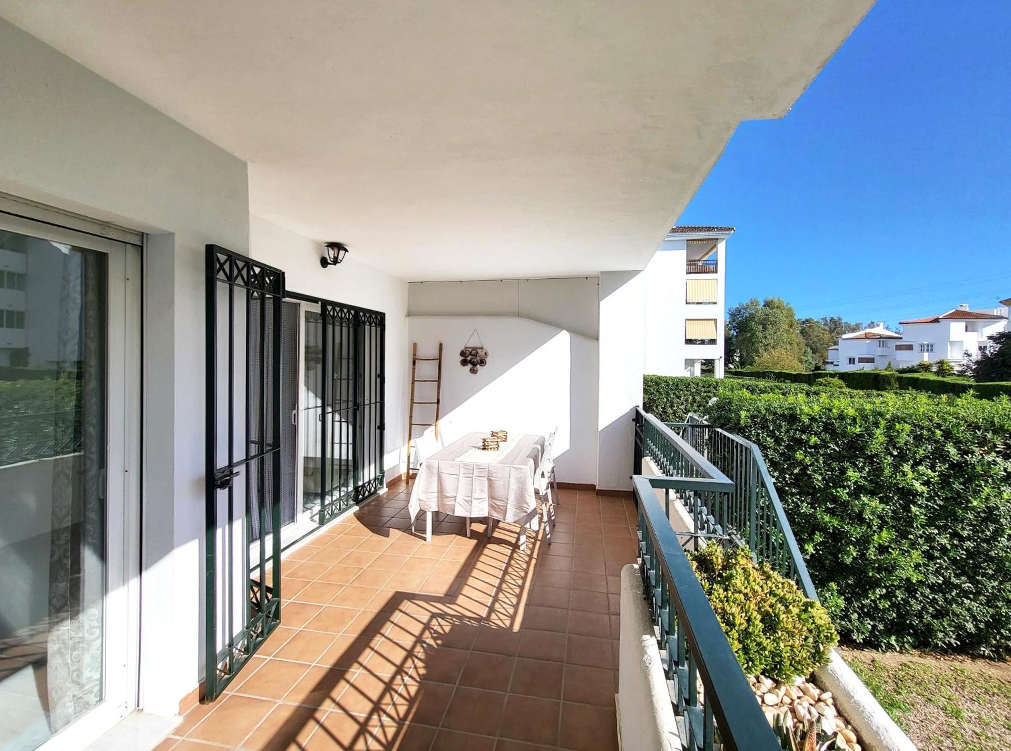 Luxury Garden Apartment - Walking Distance To The Sea Sitio de Calahonda 外观 照片
